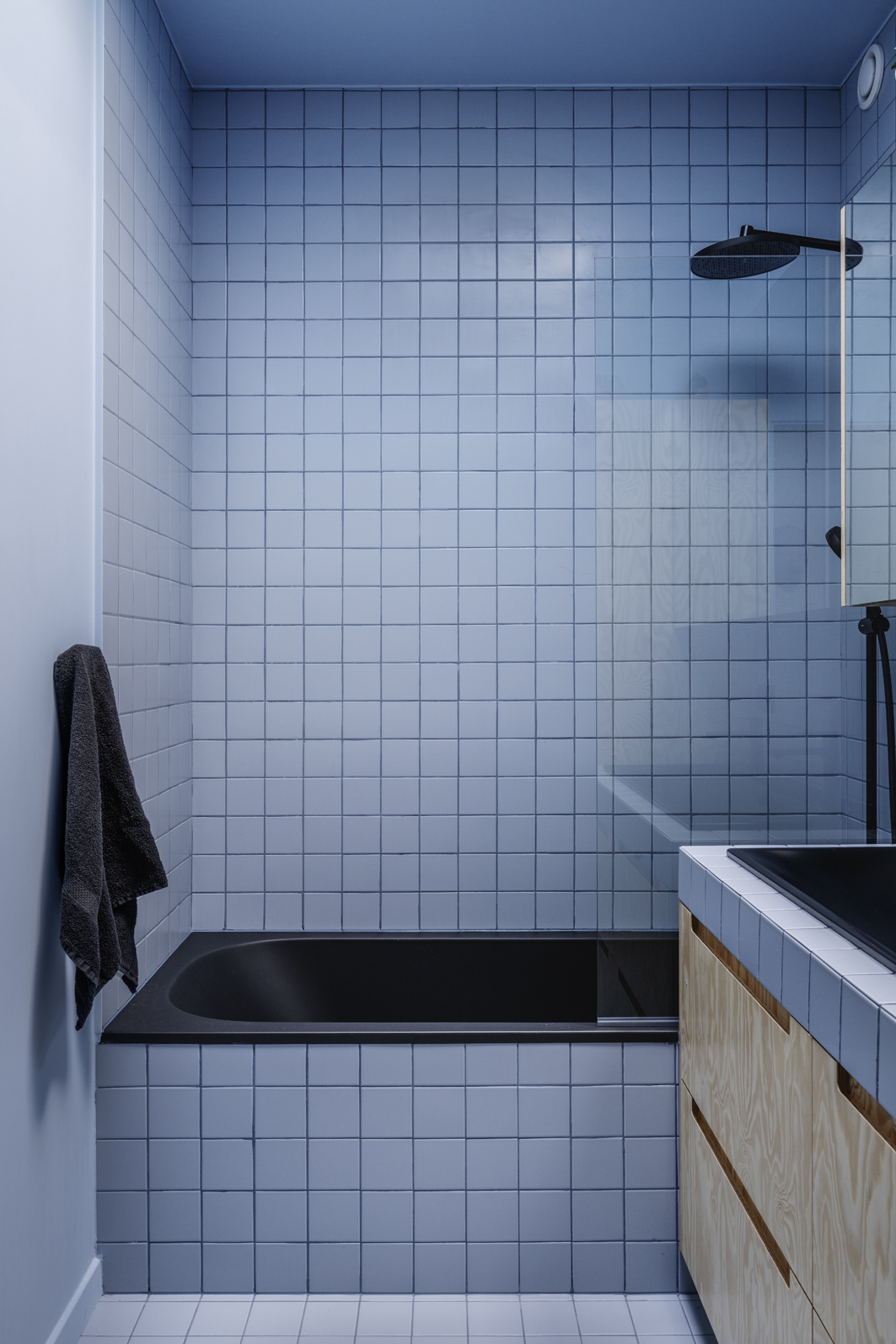 The Blue Timber House — beeld 9
