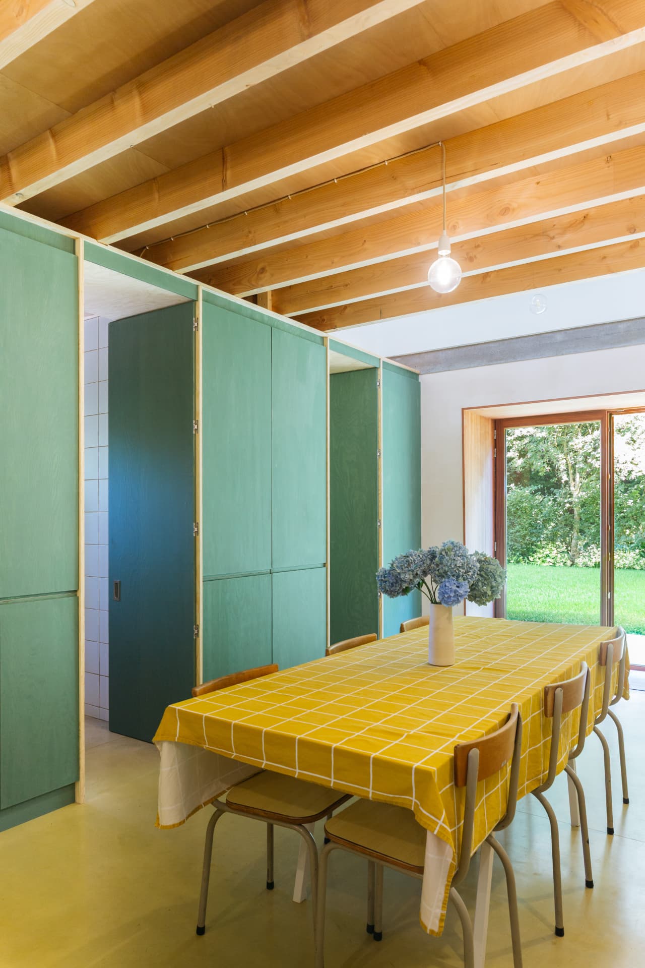Windows to the Woods — beeld 3